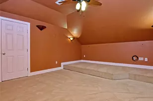 303 Hensley Dr, Austin, TX 78738 - Photo 15
