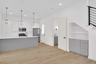 7208 Providence Ave, Austin, TX 78752 - Photo 1