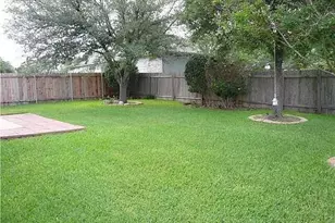 8102 Lerwick Ln, Round Rock, TX 78681 - Photo 3