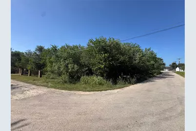 000 W Pauwela Lane, Bastrop, TX 78602 - Photo 7