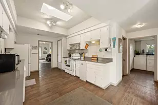 9916 Horizon Ln, Austin, TX 78719 - Photo 9