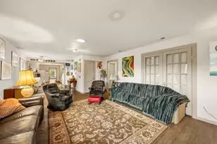 9916 Horizon Ln, Austin, TX 78719 - Photo 15