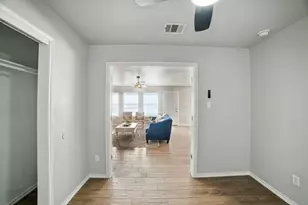 1107 Blewett Dr, Hutto, TX 78634 - Photo 25