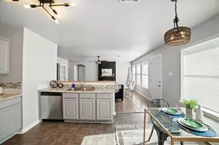 1107 Blewett Dr, Hutto, TX 78634 - Photo 19