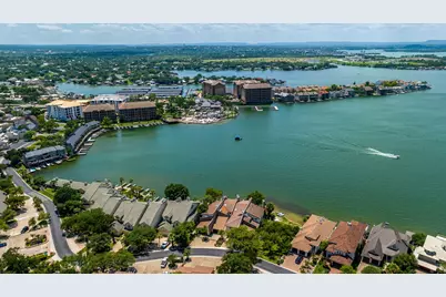 402 Island Drive #B, Horseshoe Bay, TX 78657 - Photo 31