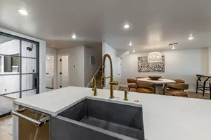 402 Island Dr, Horseshoe Bay, TX 78657 - Photo 9