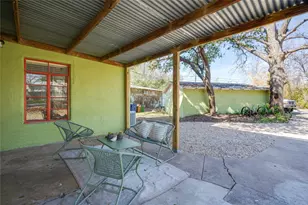 1300 Kirkwood Rd, Austin, TX 78722 - Photo 13