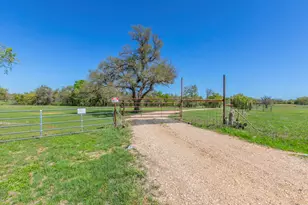 1500 Co Rd 405, Buckholts, TX 76518 - Photo 33