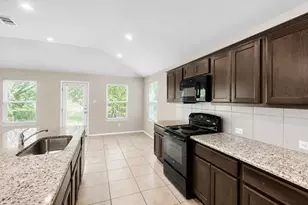 21709 Crystal Way, Lago Vista, TX 78645 - Photo 7