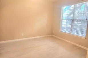 7685 Northcross Dr, Austin, TX 78757 - Photo 9