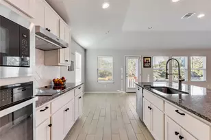 21522 Horseshoe Loop, Lago Vista, TX 78645 - Photo 5