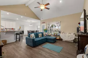 107 Frederick Ln, Thorndale, TX 76577 - Photo 5