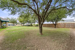 107 Frederick Ln, Thorndale, TX 76577 - Photo 11
