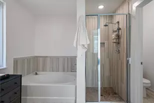 8008 Prairie Rye Dr, Lago Vista, TX 78645 - Photo 15