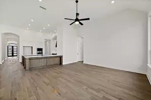 101 Ribera Dr, Liberty Hill, TX 78642 - Photo 21