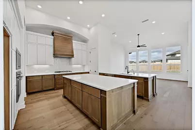 101 Ribera Drive, Liberty Hill, TX 78642 - Photo 9