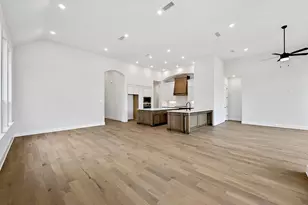 101 Ribera Dr, Liberty Hill, TX 78642 - Photo 11