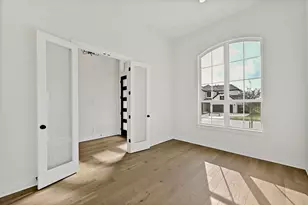 101 Ribera Dr, Liberty Hill, TX 78642 - Photo 19