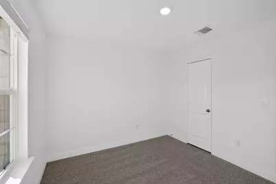 289 Rivers Edge Drive, Georgetown, TX 78628 - Photo 7