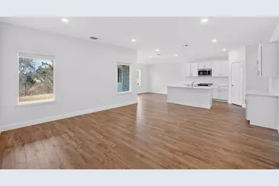 289 Rivers Edge Drive, Georgetown, TX 78628 - Photo 11