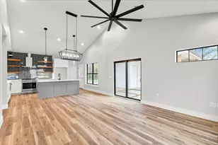 203 N Ave J, Johnson City, TX 78636 - Photo 7