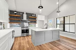 203 N Ave J, Johnson City, TX 78636 - Photo 11