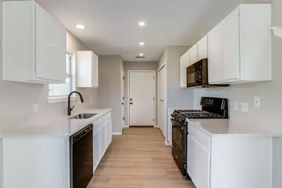 13145 Briarcreek Loop, Manor, TX 78653 - Photo 15