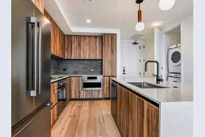 84 East Avenue #2102, Austin, TX 78701 - Photo 3