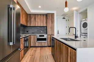 84 East Ave, Austin, TX 78701 - Photo 3