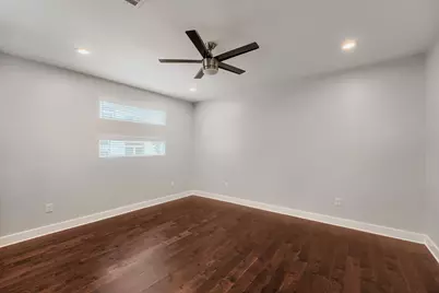 1126 Lott Avenue #B, Austin, TX 78721 - Photo 19
