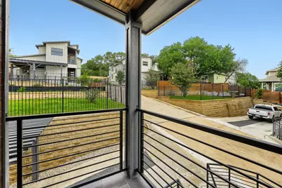 1126 Lott Avenue #B, Austin, TX 78721 - Photo 15