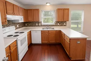 121 Wegstrom St, Hutto, TX 78634 - Photo 5
