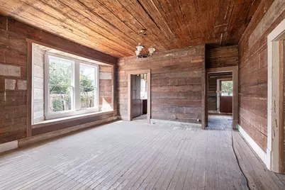 304 Washington Street, Smithville, TX 78957 - Photo 13