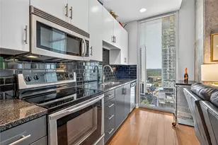 360 Nueces St, Austin, TX 78701 - Photo 7