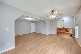 1807 Briar Hill Dr, Austin, TX 78741 - Photo 31