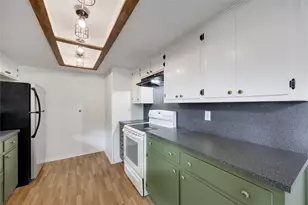 1807 Briar Hill Dr, Austin, TX 78741 - Photo 11