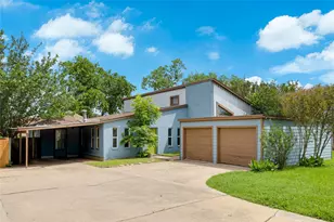 1807 Briar Hill Dr, Austin, TX 78741 - Photo 1