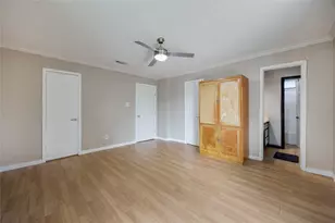 1807 Briar Hill Dr, Austin, TX 78741 - Photo 35