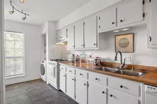 2425 Ashdale Dr, Austin, TX 78757 - Photo 11