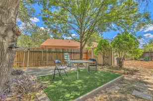 10809 Lambert Cir, Austin, TX 78758 - Photo 31