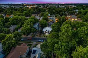 2014 Willow St, Austin, TX 78702 - Photo 31