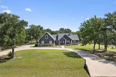 136 Fawn Hollow, Elgin, TX 78621 - Photo 3