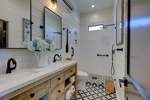 22516 Felicia Dr, Spicewood, TX 78669 - Photo 35