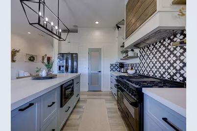 22516 Felicia Drive, Spicewood, TX 78669 - Photo 3