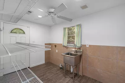 1306 Haskell Street, Austin, TX 78702 - Photo 15