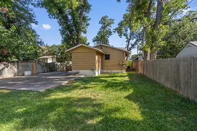 1306 Haskell Street, Austin, TX 78702 - Photo 35