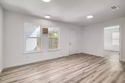 270 Kelley Road W, Bastrop, TX 78602 - Photo 5