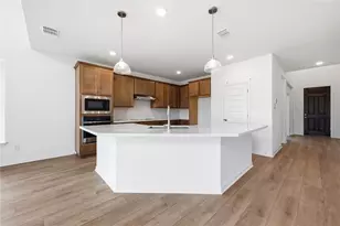 628 Hickory Bend Trl, Georgetown, TX 78628 - Photo 11