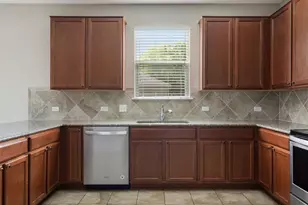 7633 Rio Pass, Austin, TX 78724 - Photo 9