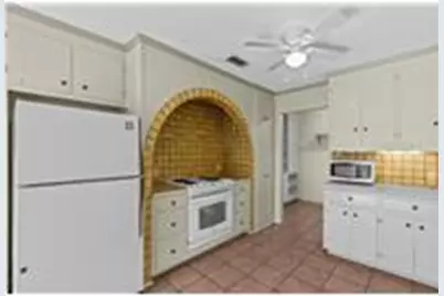 12914 Pfluger Berkman Lane, Coupland, TX 78615 - Photo 39